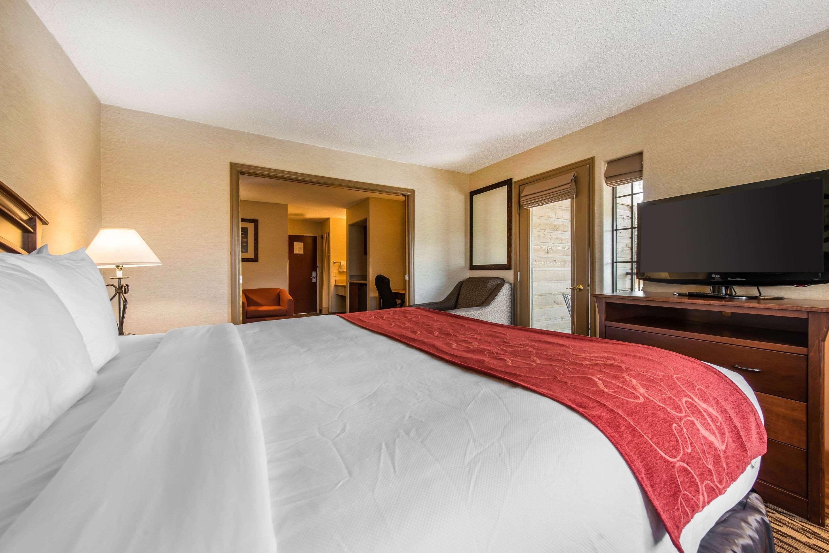 Comfort Suites Golden West On Evergreen Parkway Kültér fotó